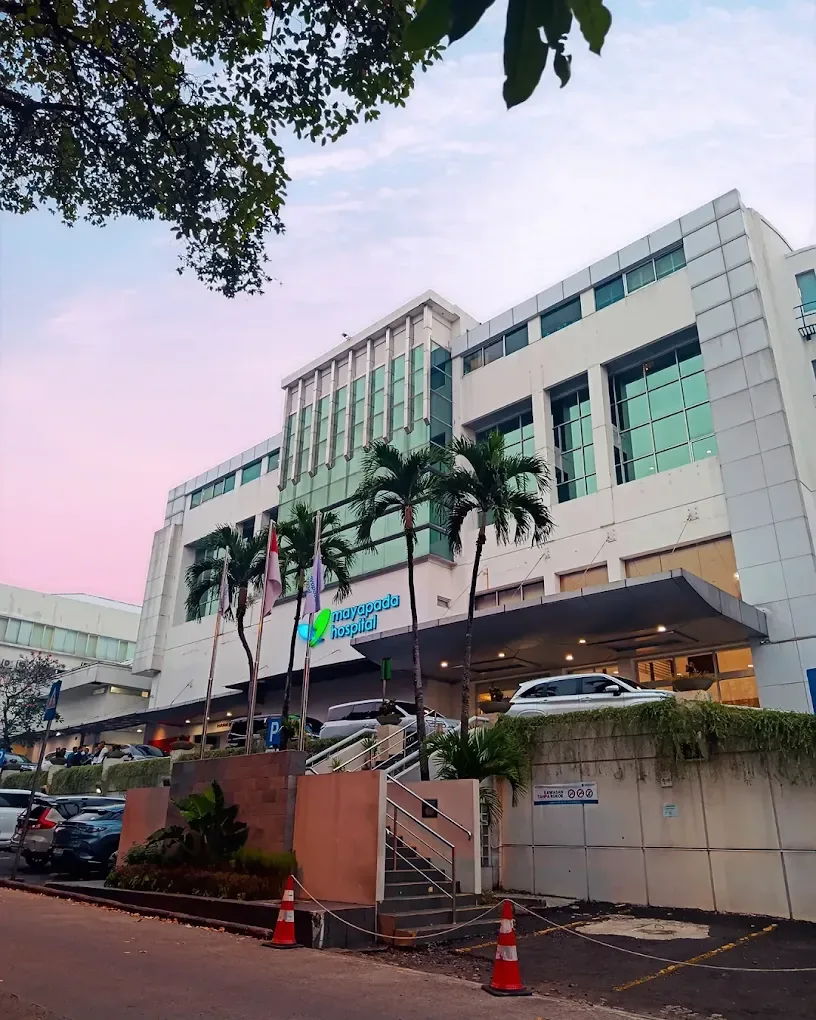 15 menit ke Mayapada Hospital